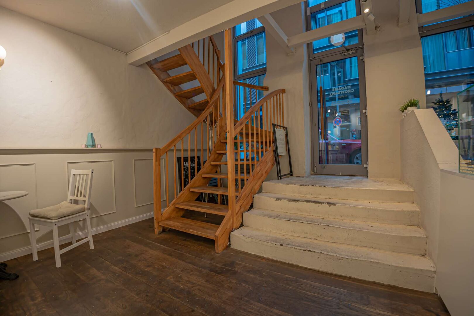 Treppe zum Obergeschoss