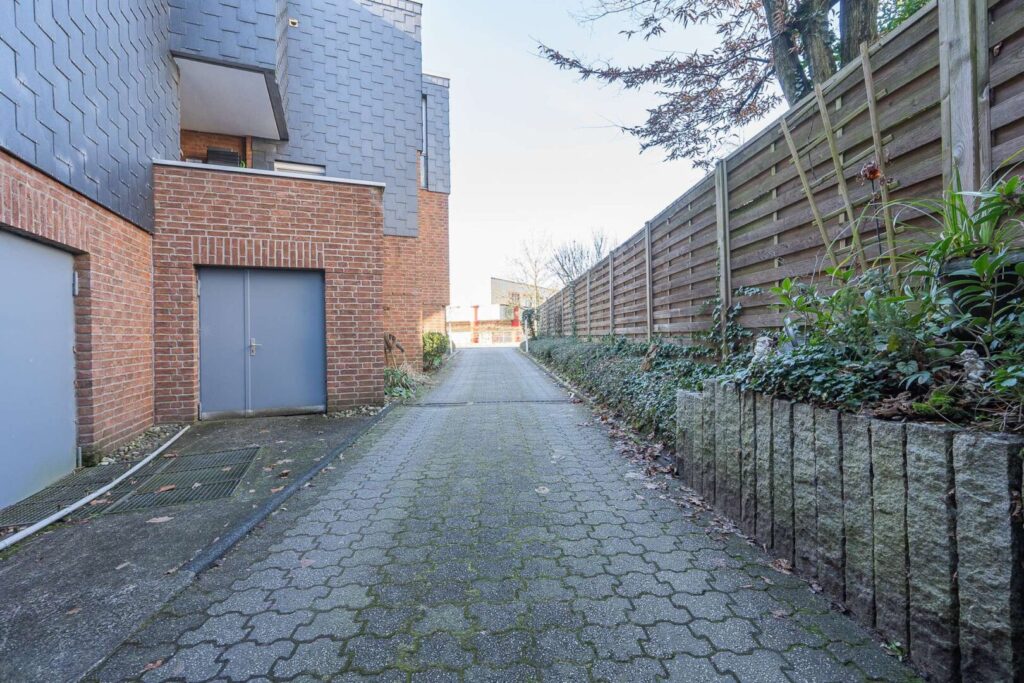 Einfahrt zur Tiefgarage