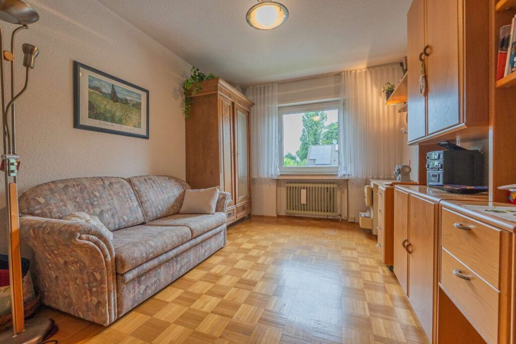 Arbeits-/Kinderzimmer
