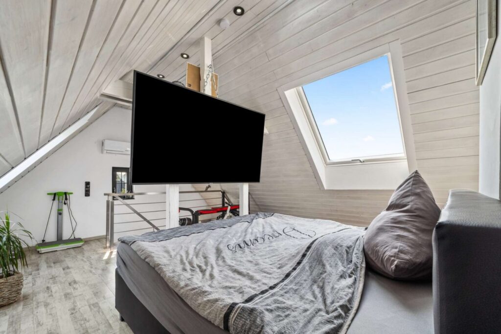 Schlafzimmer im Spitzboden