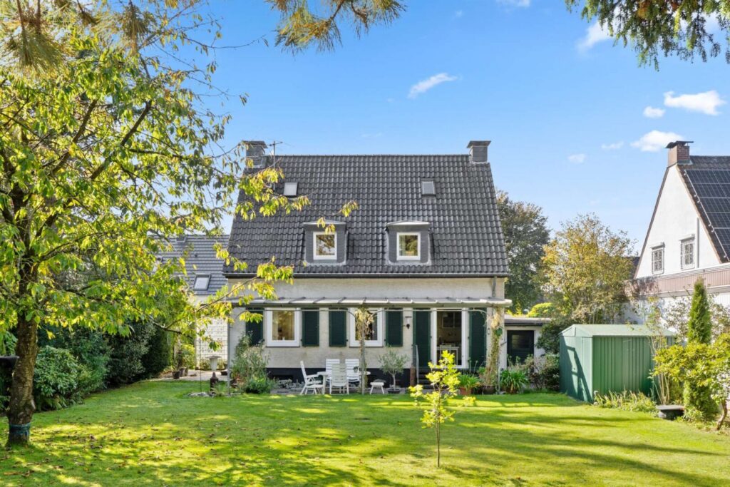 Hausansicht von hinten