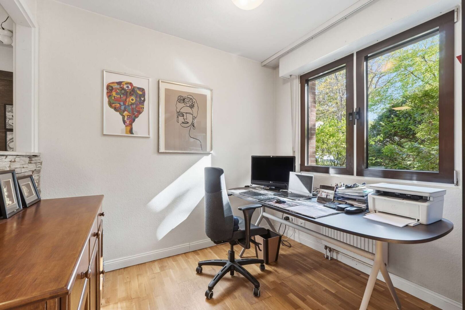 Büro
