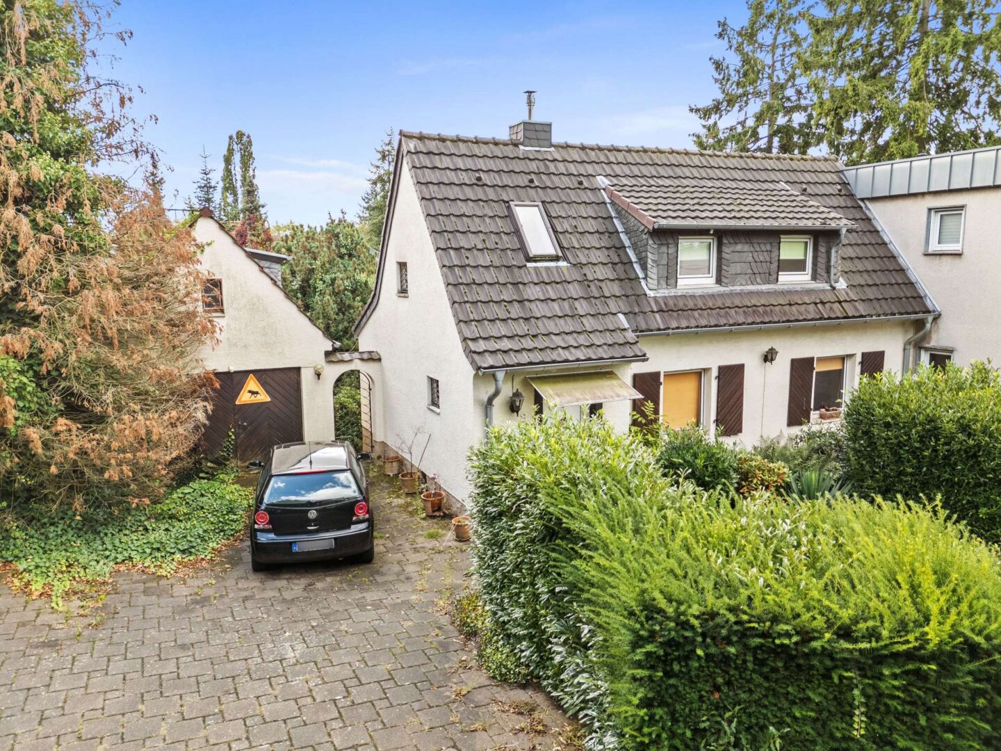 Einfamilienhaus mit Anbau (Bestand)