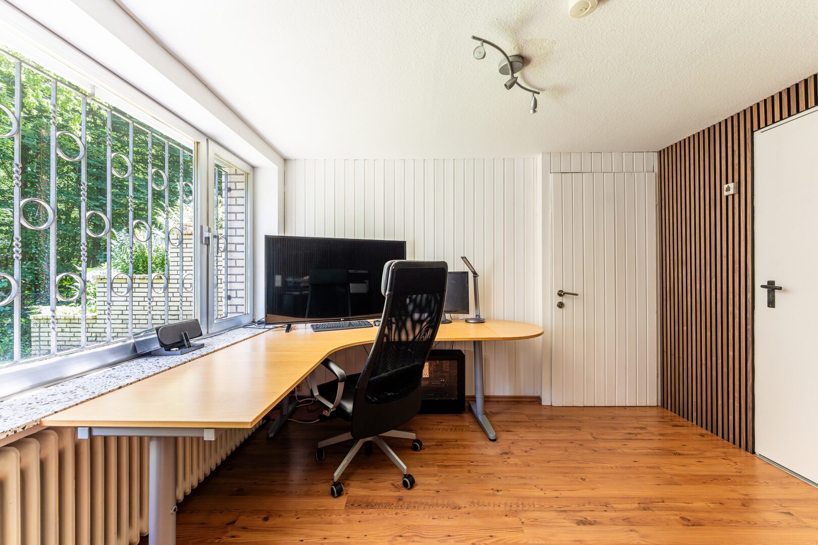 Arbeitszimmer Untergeschoss