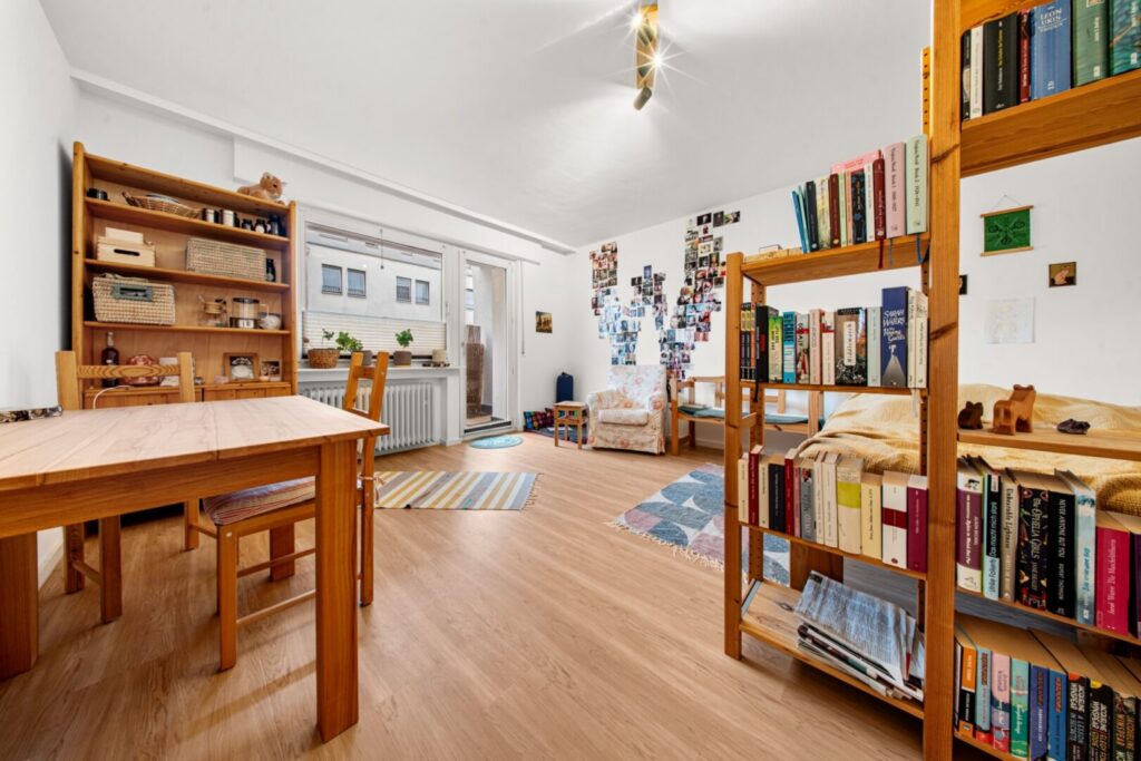Schlafzimmer 1/2