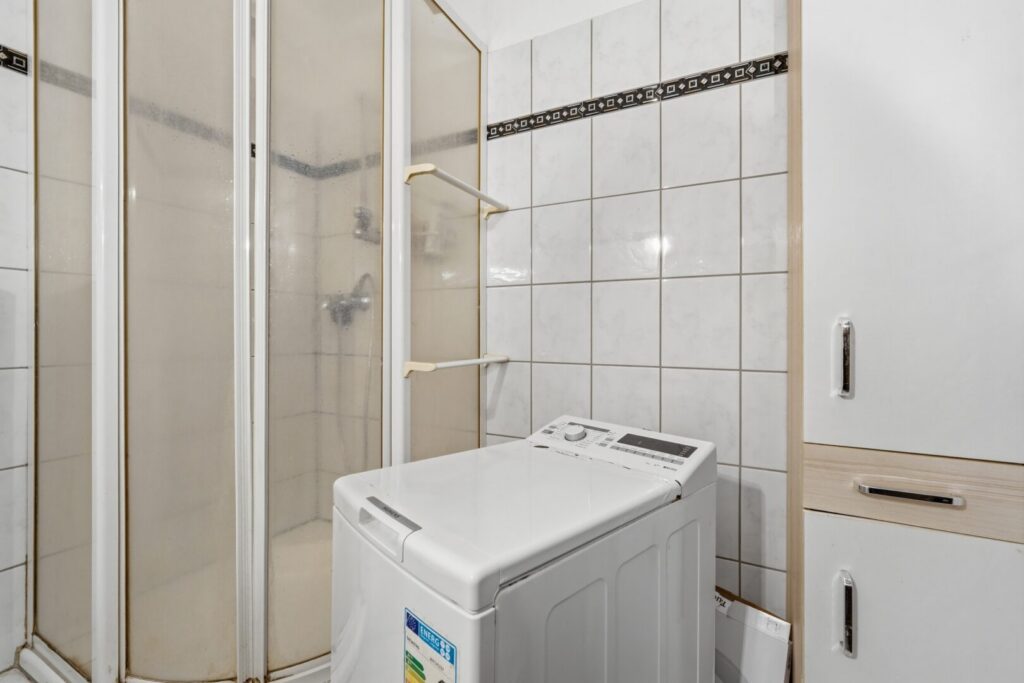 Duschbad-WC