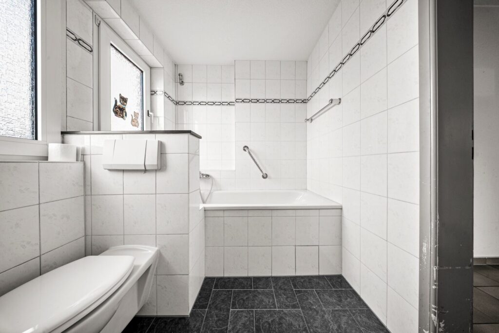 Wannenbad-WC