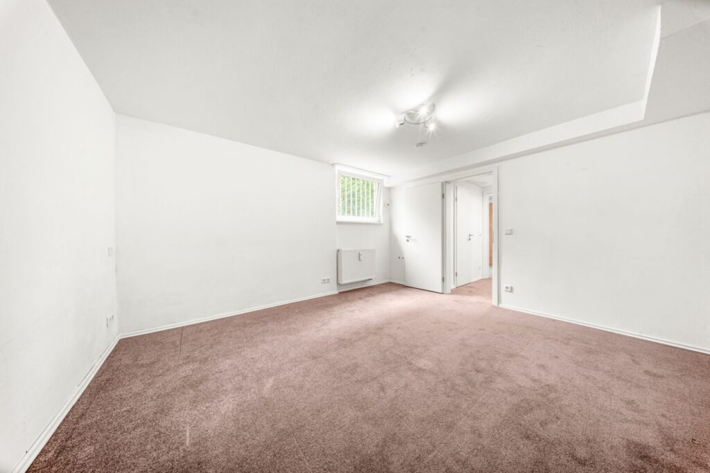 Schlafzimmer Untergeschoss