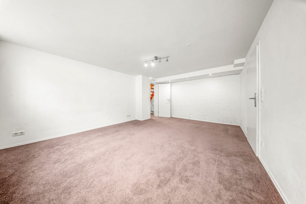 Schlafzimmer Untergeschoss