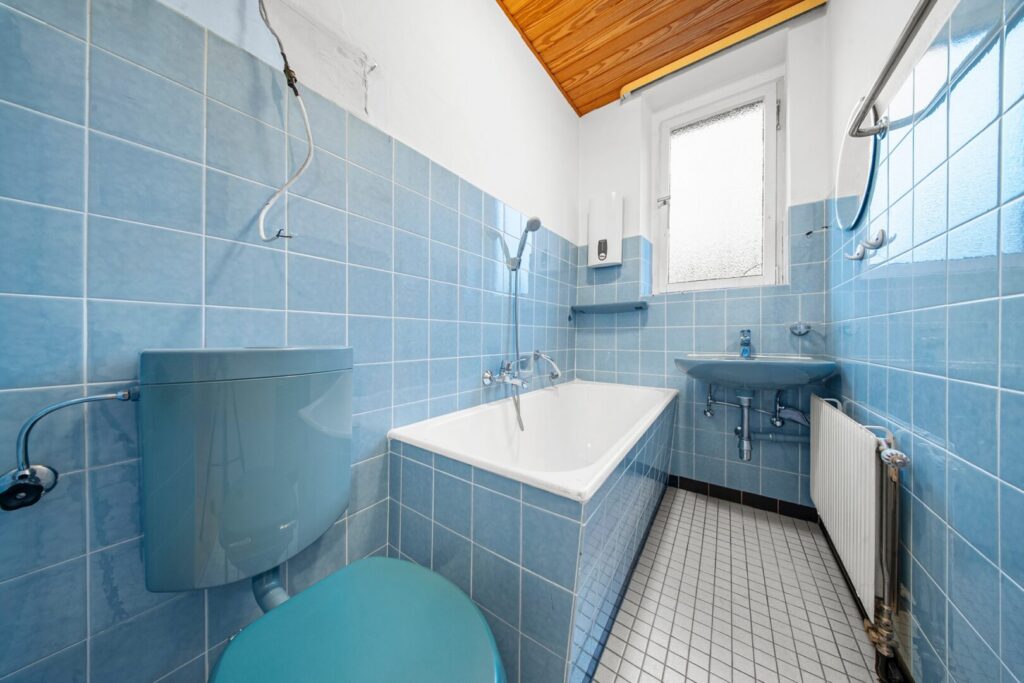 Wannenbad-WC