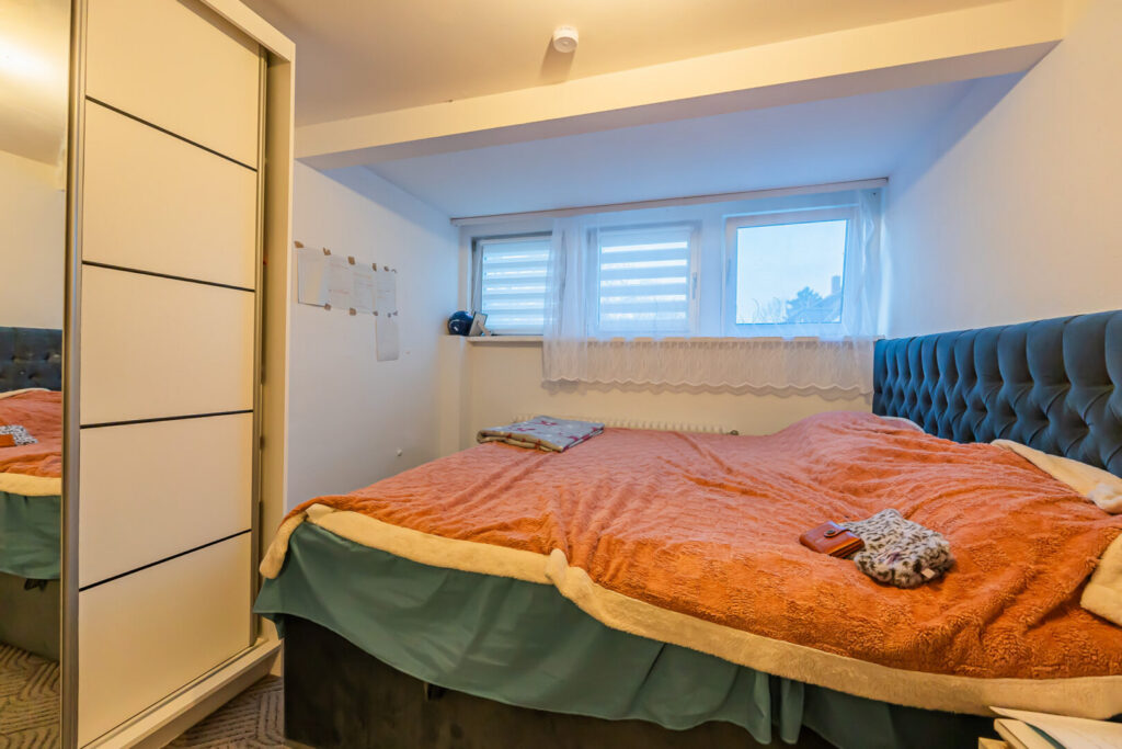 Schlafzimmer II. OG