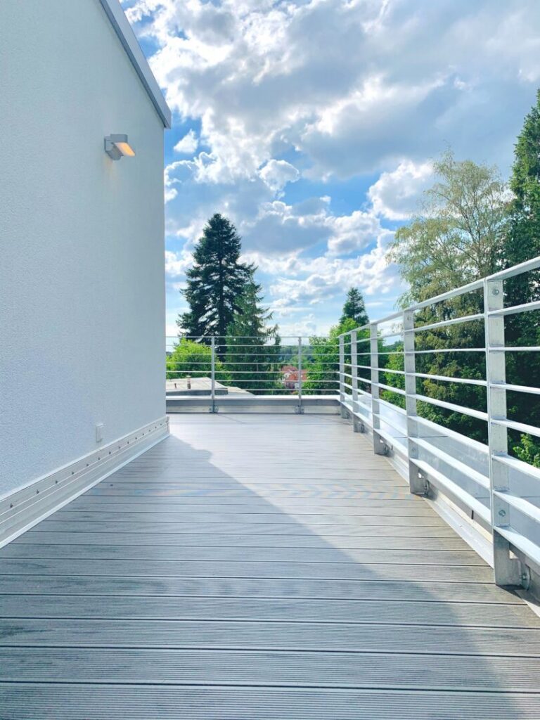 Dachterrasse mit Panoramablick