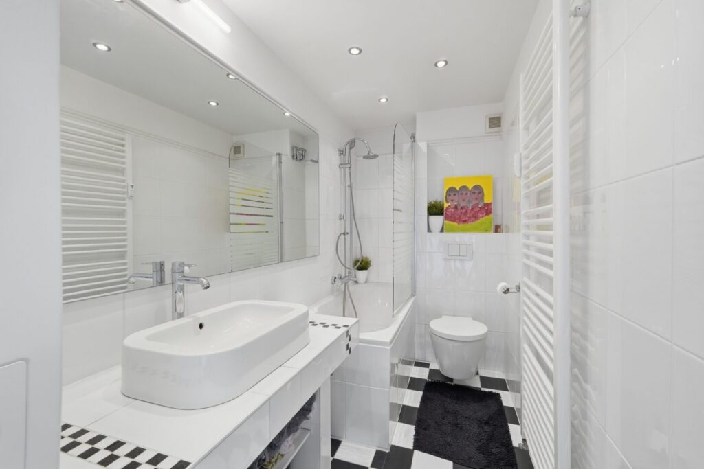 Wannenbad/WC
